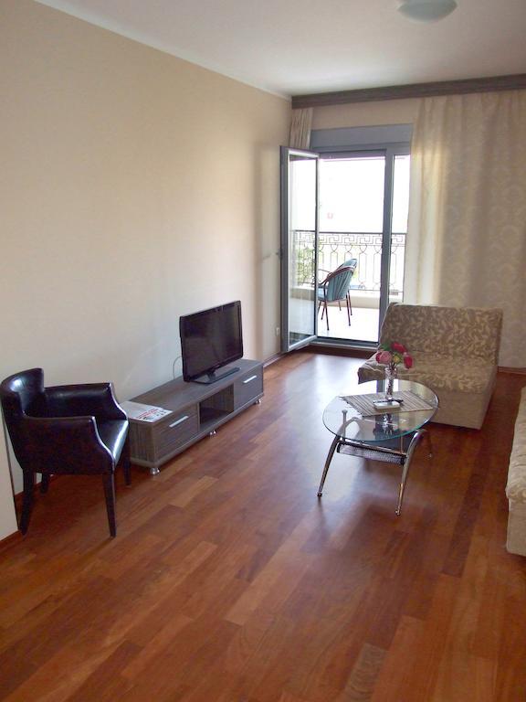 Apartments Oaza 2 Petrovac ภายนอก รูปภาพ